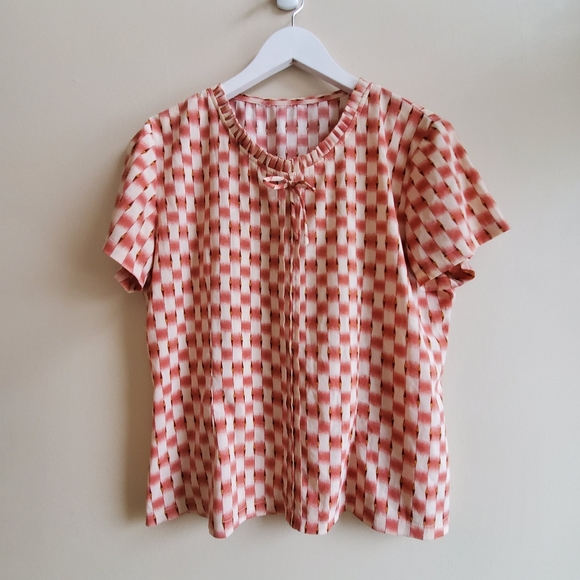 Vintage adorable blouse geometric pattern with little bow L - Picture 1 of 4
